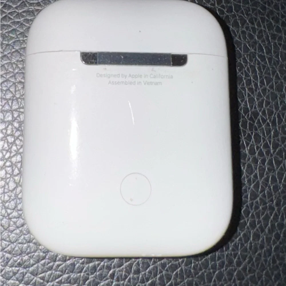 Apple White Wireless Earbuds with Charging Case-W-2 FREE CASES
